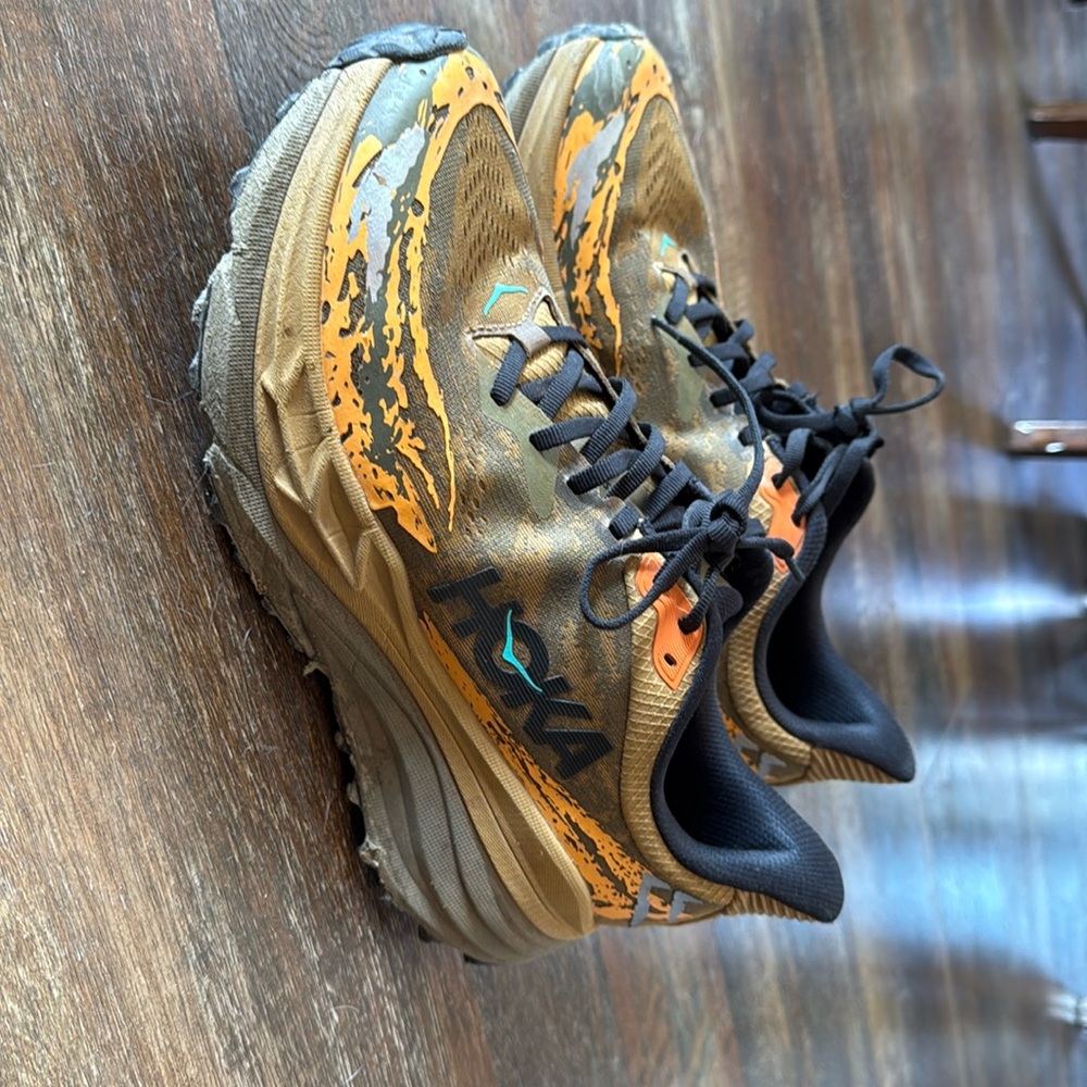 Hoka shoes size 10.5